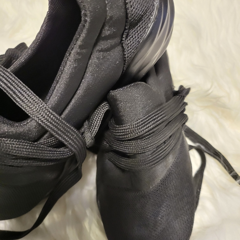 Shein black hardside sneakers - Picture 3 of 6